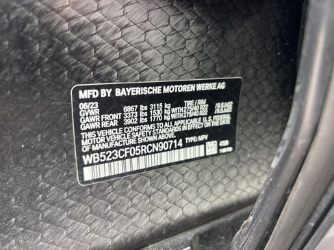 Used 2024 BMW iX xDrive50 w/ Premium Package AWD/4WD image 37