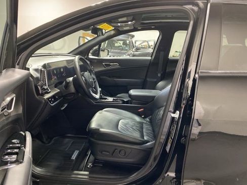 Used 2024 Kia Sportage X-Line w/ X-Line Premium Package image 11