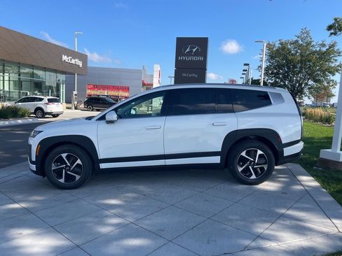 New 2026 Hyundai Ioniq 9 SE image 2