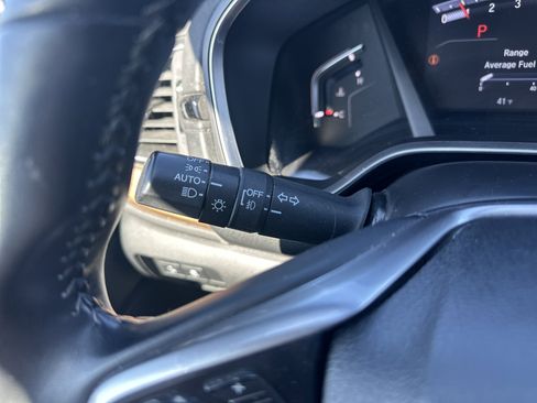 Used 2018 Honda CR-V Touring image 24