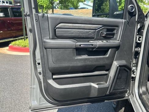 New 2026 RAM 2500 Limited AWD/4WD image 10