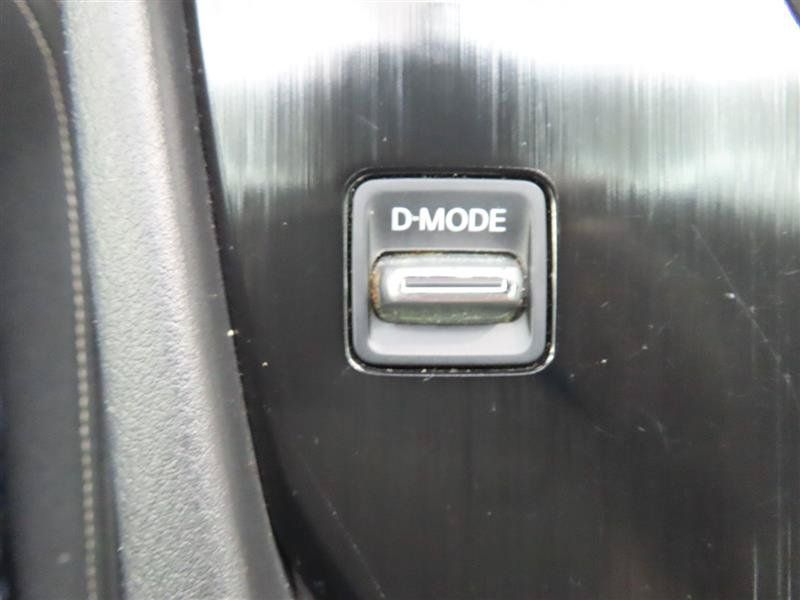 Used 2024 Nissan Rogue SV FWD image 28
