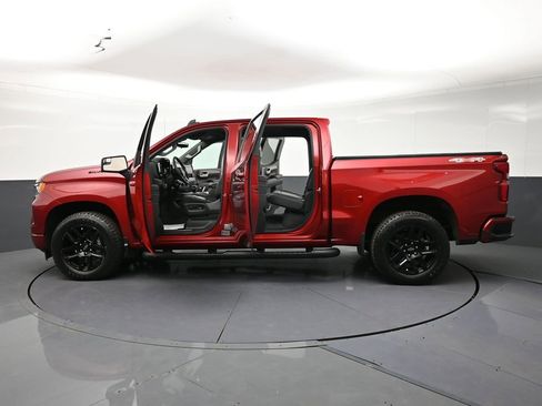 Used 2023 Chevrolet Silverado 1500 RST AWD/4WD image 33