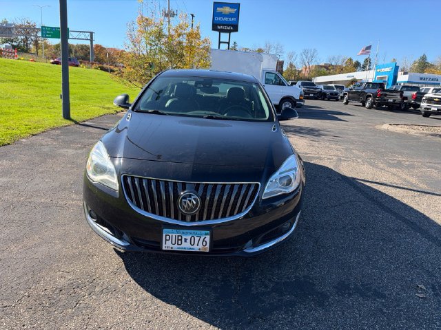 Used 2017 Buick Regal Premium w/ Driver Confidence Package #2 FWD image 10