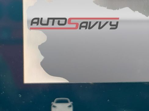 Used 2024 Tesla Model Y Performance AWD/4WD image 19