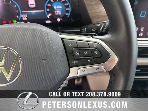 Used 2025 Volkswagen Atlas SEL Premium R-Line AWD/4WD image 28