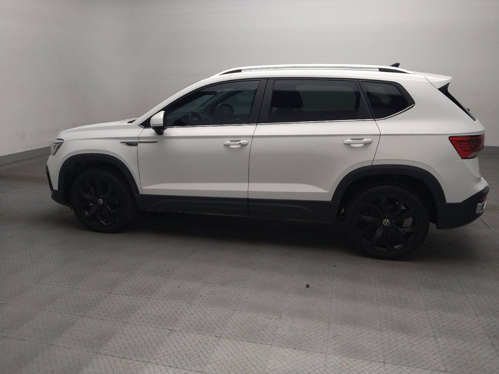 Used 2022 Volkswagen Taos SEL FWD image 3