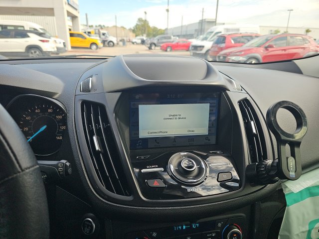 Used 2019 Ford Escape Titanium FWD image 9