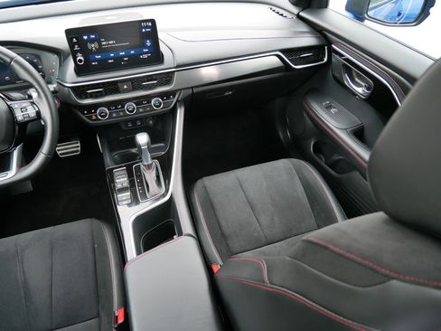 Certified 2025 Acura ADX A-Spec AWD/4WD image 11