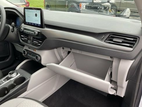 Used 2025 Ford Escape Active w/ Cold Weather Package AWD/4WD image 23