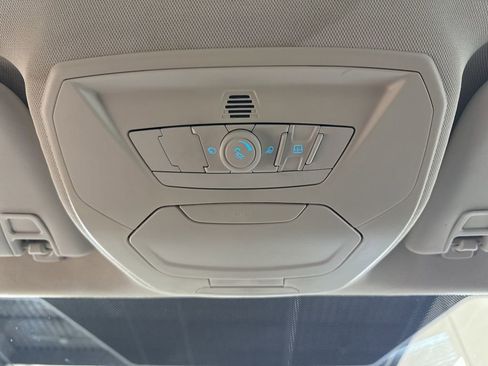 Used 2014 Ford Focus SE w/ Equipment Group 201A image 21