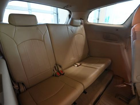 Used 2012 Buick Enclave Leather AWD/4WD image 24