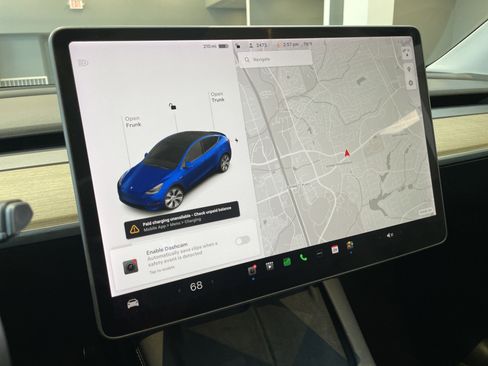 Used 2021 Tesla Model Y Long Range AWD/4WD image 21