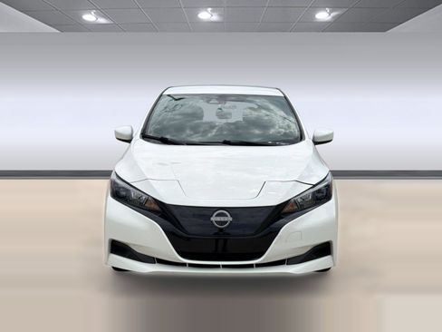 Used 2023 Nissan Leaf S FWD image 6