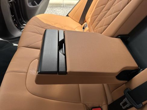 Used 2026 BMW X5 xDrive40i AWD/4WD image 38