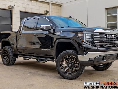 Used 2023 GMC Sierra 1500 SLT w/ SLT Premium Package