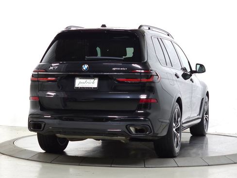 Used 2023 BMW X7 xDrive40i w/ M Sport Package AWD/4WD image 9