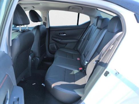 New 2025 Nissan Sentra SR w/ SR Premium Package FWD image 20