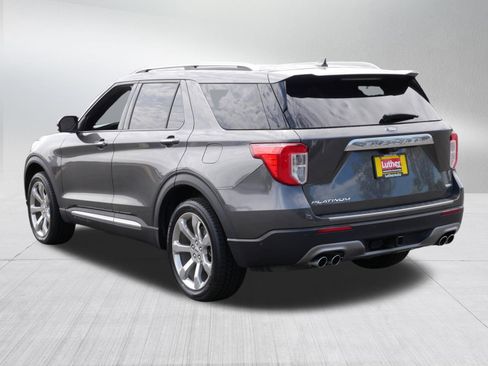 Used 2020 Ford Explorer Platinum w/ Premium Technology Package AWD/4WD image 5