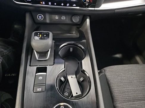 Certified 2023 Nissan Rogue SV image 11