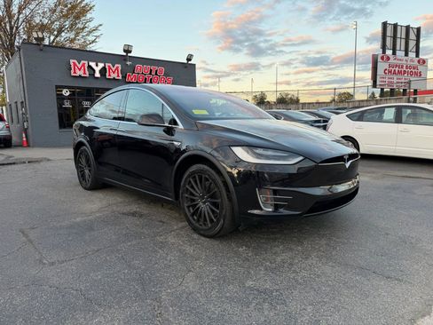 Used 2016 Tesla Model X 60D image 1
