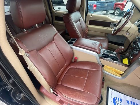 Used 2014 Ford F150 King Ranch w/ King Ranch Luxury Package image 32