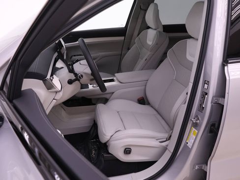 Certified 2025 Volvo EX90 Ultra image 7