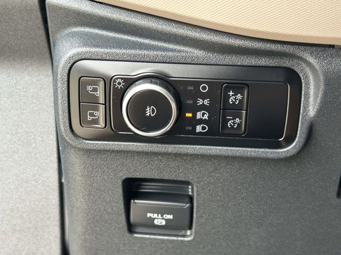 Used 2023 Ford Bronco Wildtrak AWD/4WD image 19