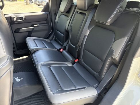 Used 2025 Ford Bronco Outer Banks AWD/4WD image 19