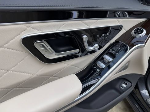 Certified 2024 Mercedes-Benz S 580 4MATIC Sedan image 11