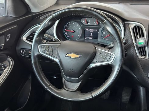 Used 2023 Chevrolet Malibu RS FWD image 21