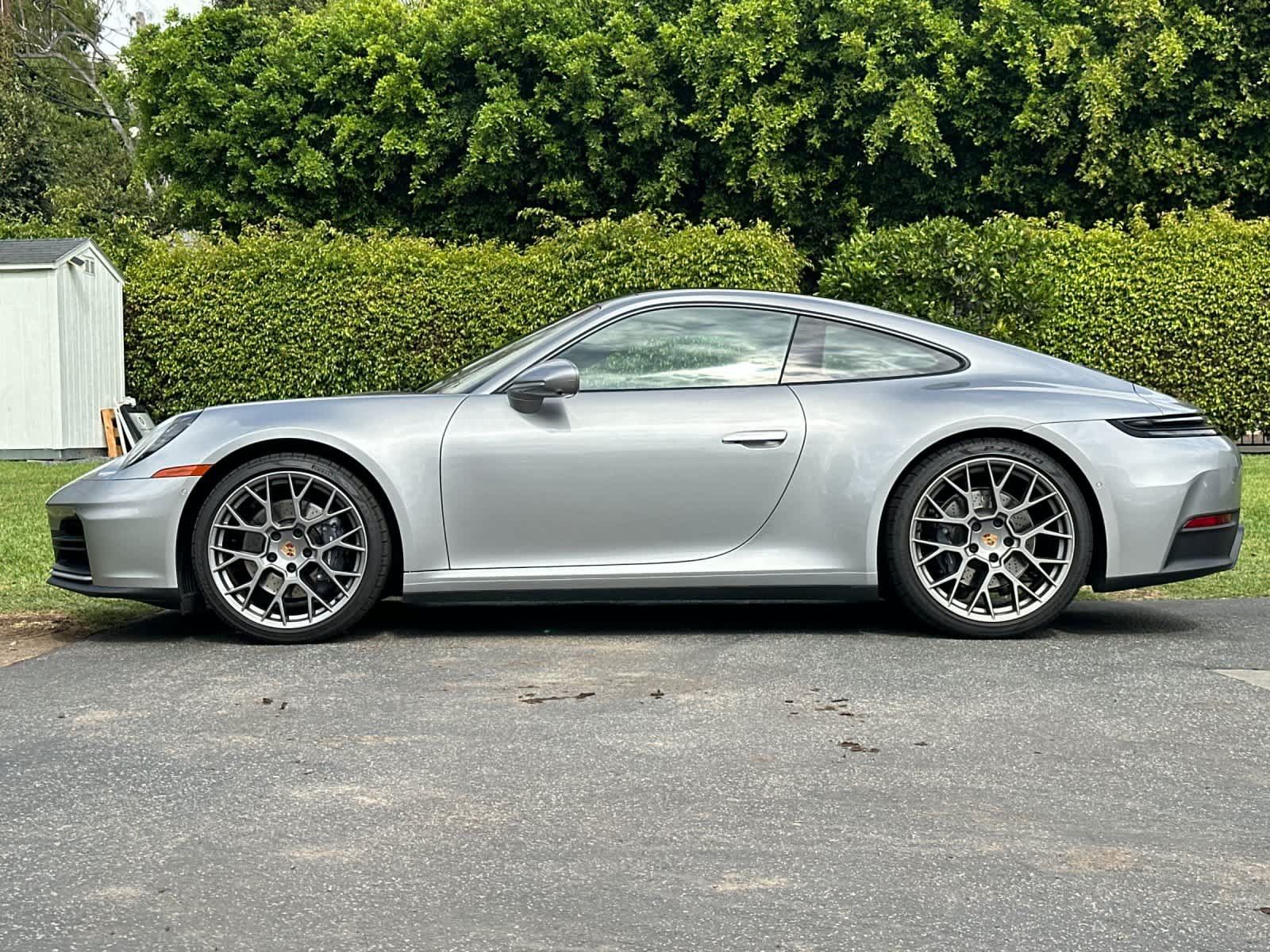 Certified 2025 Porsche 911 Carrera RWD image 2