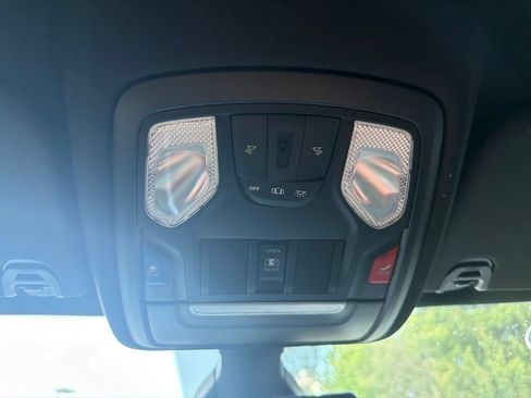 Used 2022 RAM 1500 Big Horn AWD/4WD image 28