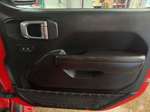 Used 2021 Jeep Wrangler Unlimited Willys image 26