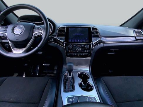Used 2019 Jeep Grand Cherokee Trailhawk AWD/4WD image 15