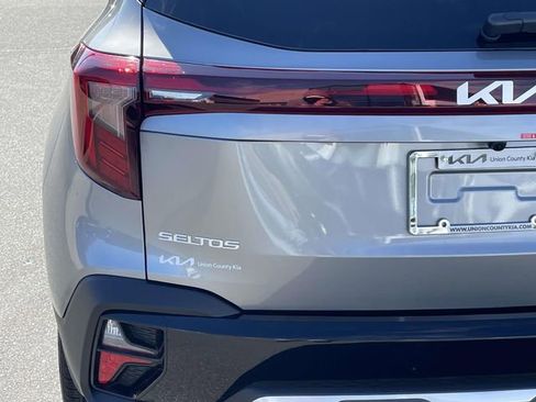 New 2026 Kia Seltos S image 10