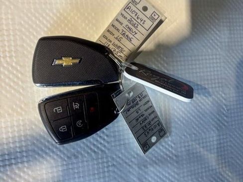 Used 2023 Chevrolet Tahoe LS image 32
