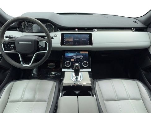 Used 2023 Land Rover Range Rover Evoque R-Dynamic SE image 16