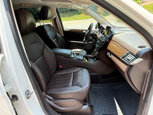Used 2018 Mercedes-Benz GLE 350 4MATIC image 22