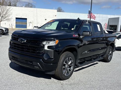 Used 2024 Chevrolet Silverado 1500 RST image 6