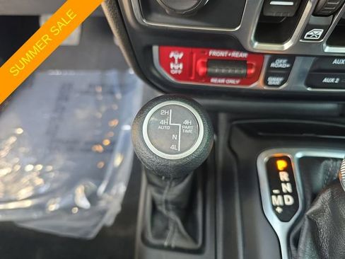 Used 2024 Jeep Wrangler Unlimited Rubicon 4xe AWD/4WD image 20