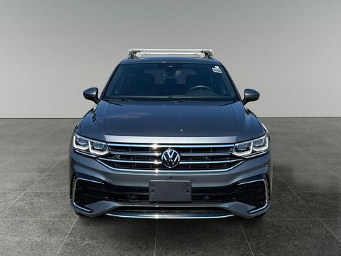 Used 2022 Volkswagen Tiguan SEL R-Line image 2