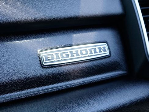 Used 2024 RAM 2500 Big Horn AWD/4WD image 37