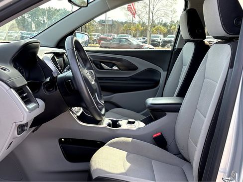 Used 2022 GMC Terrain SLE w/ Driver Convenience Package image 15