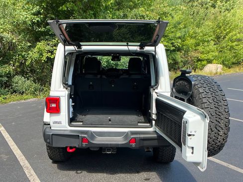 Used 2020 Jeep Wrangler Unlimited Rubicon AWD/4WD image 23