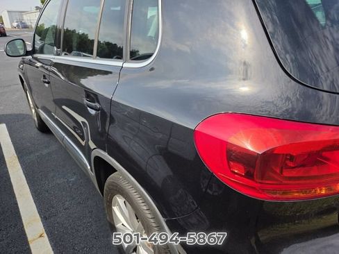 Used 2017 Volkswagen Tiguan Wolfsburg Edition FWD image 8