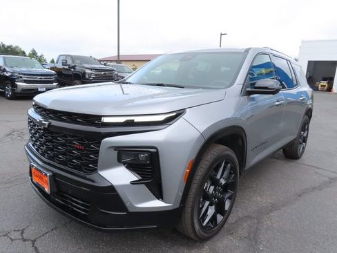 Used 2026 Chevrolet Traverse RS AWD/4WD image 3