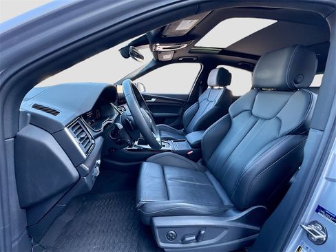 Used 2021 Audi Q5 Prestige image 12