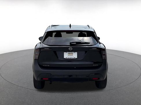 Used 2026 Nissan Kicks SV w/ Cold Weather Package AWD/4WD image 12
