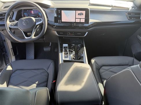 New 2026 Volkswagen Atlas Cross Sport SE image 24